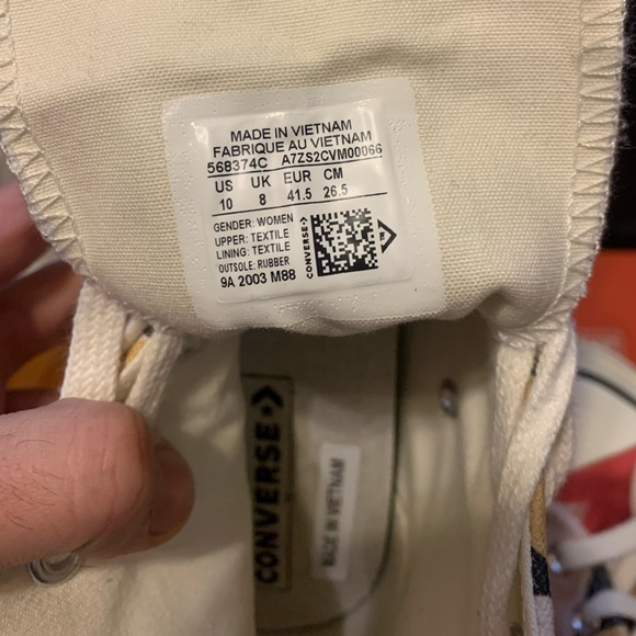 NWOT Chuck Taylor 70s Vintage Floral High Tops - Picture 3 of 6